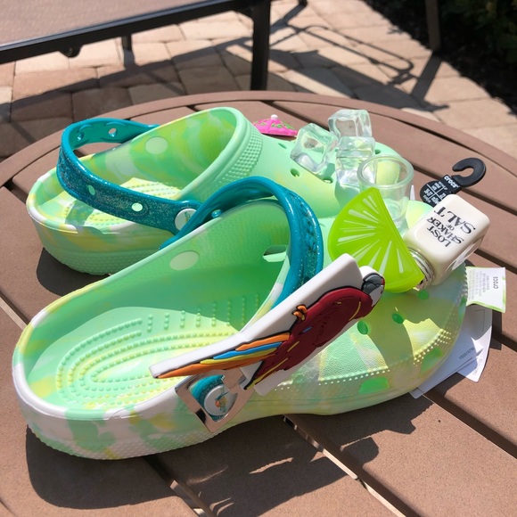 Margaritaville CROCS Multiple Women's Sizes New with Tags - Picture 10 of 10